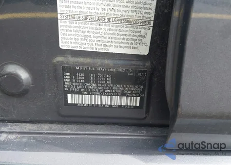 2010 Subaru Legacy 2.5I Limited z USA, uszkodzony, nr VIN 4S3BMCK6XA3243718